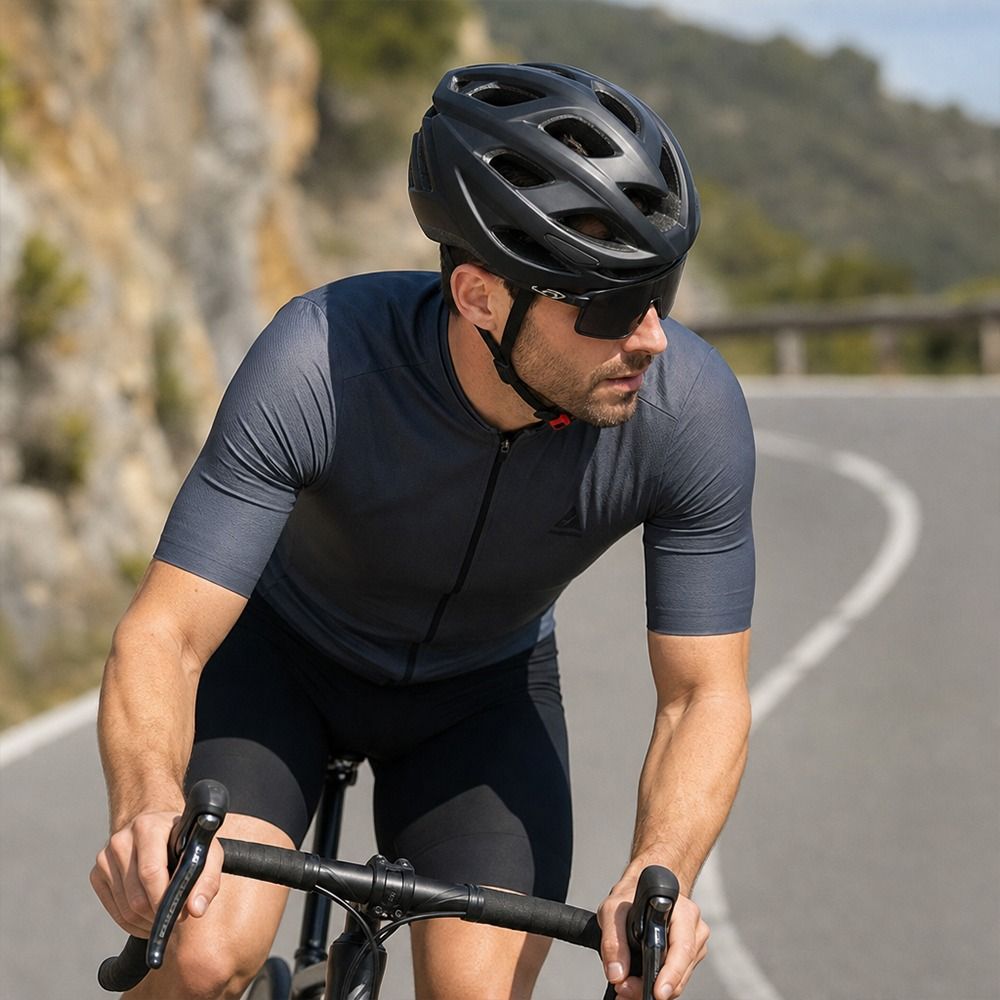 خوذة ركوب الدراجات خفيفة الوزن - مراجعة Cycling Gear Design وسعره